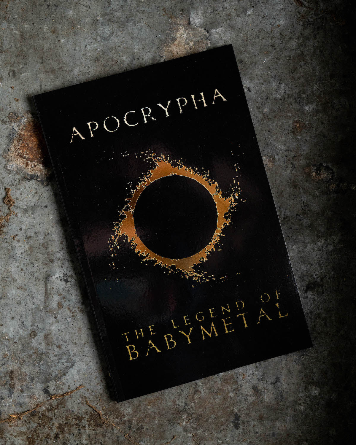 BABYMETAL - Apocrypha: The Legend of BABYMETAL